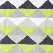 Kuscheldecke 130x160 cm – Weiche Strickdecke aus 100% Acryl, Flauschige Wohndecke mit Rautenmuster, Plaid Sofa Decke, Überwurf, Geschenk mit Schleife, Grün/Grau